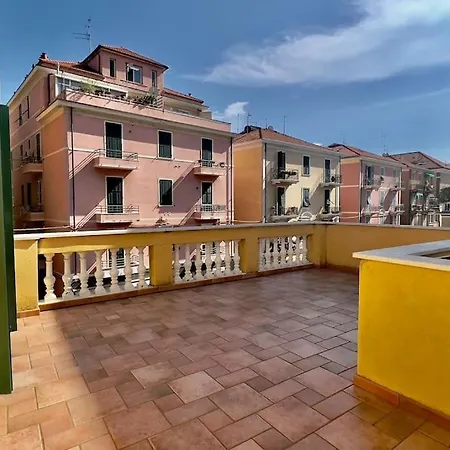 Διαμέρισμα La Terrazza Αλάσιο